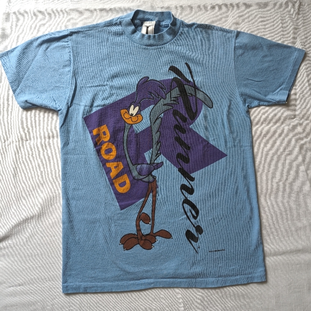 Vintage 1993 Light Blue Road Runner T-shirt Single Stitch Size Medium